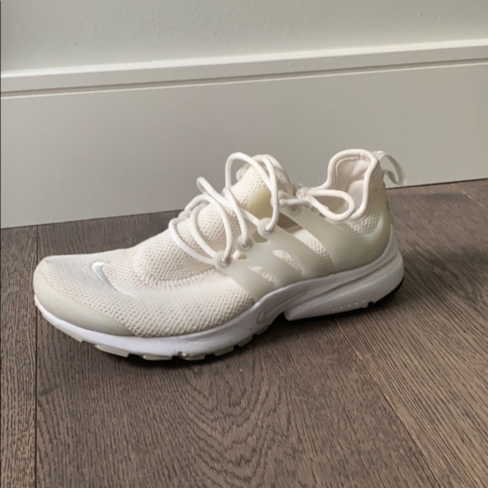 Women’s Nike Presto sneakers